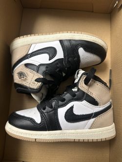 Jordan 1 “Latte”