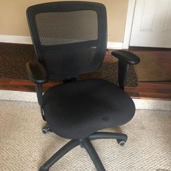 HON Multifunctional ergonomic task chair black