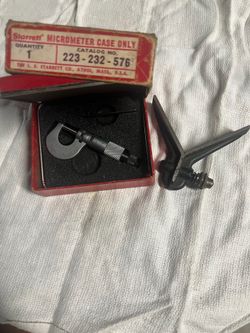Starrett Micrometer 0-1” with a Center Finder