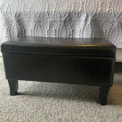 31x17x16  Padded Bench With Storage 