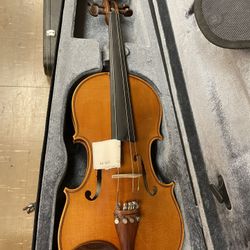 Yamaha 3/4 Size V5 Violin W/ Case No Bow & Missing String
