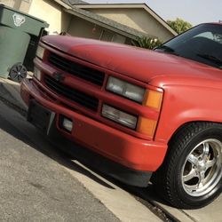 88-98 Chevy Fenders, Hood, And Ps Door, Bumper, Lights 