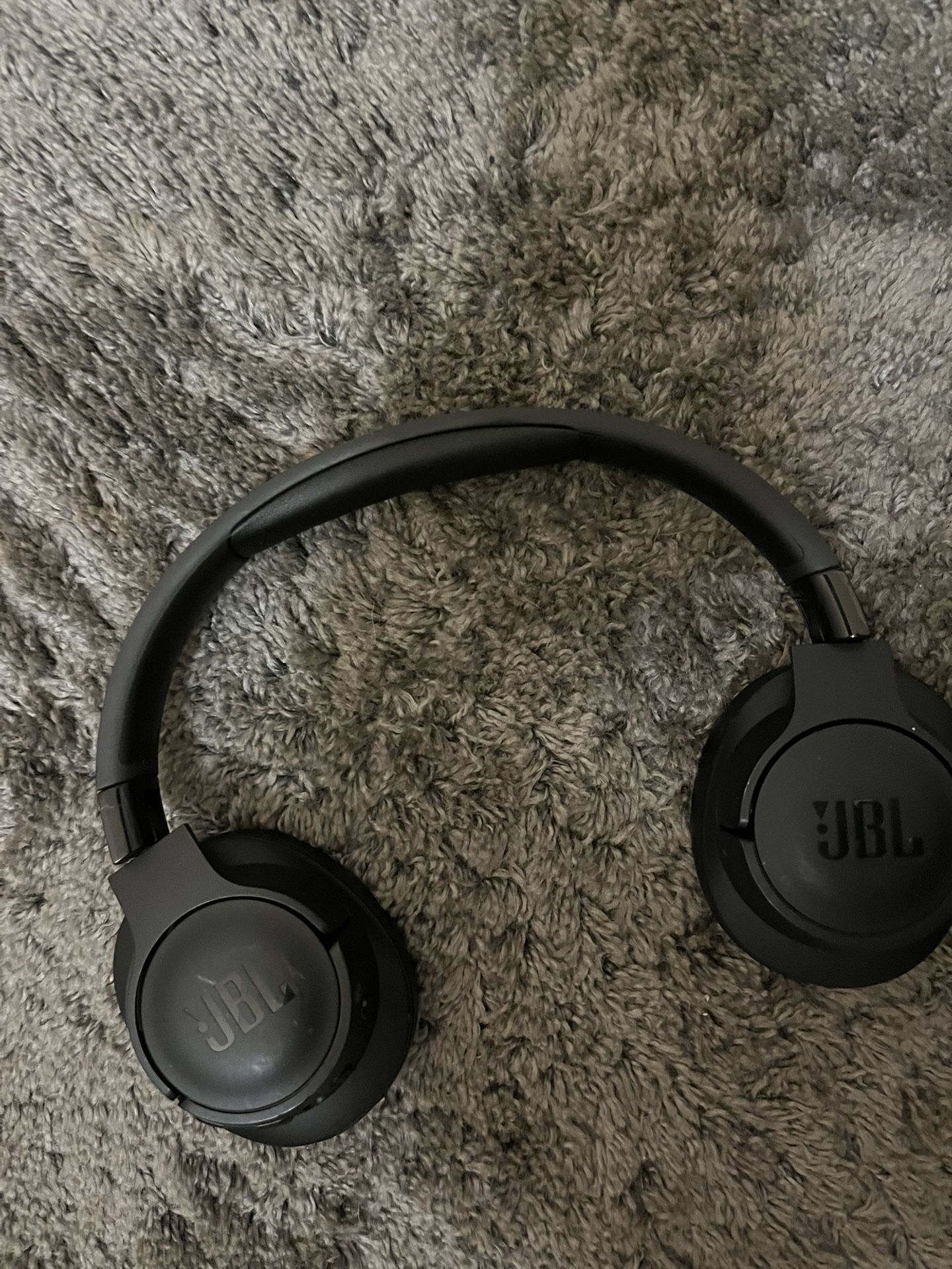JBL 770NC Wireless Headphones