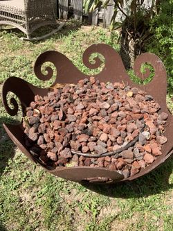 Gas Fire Pit with Rocks