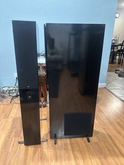 NHT VT-1.2 FLOORSTANDING SPEAKERS GLOSS BLACK 200W/8 OHMS. MADE IN USA