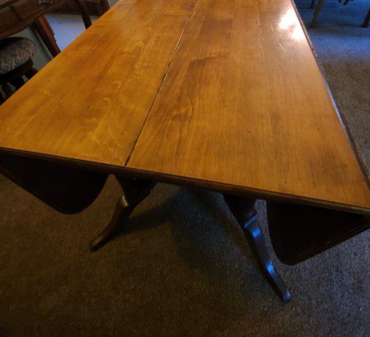 Beautiful Northwest Chair Co. Drop Leaf Table