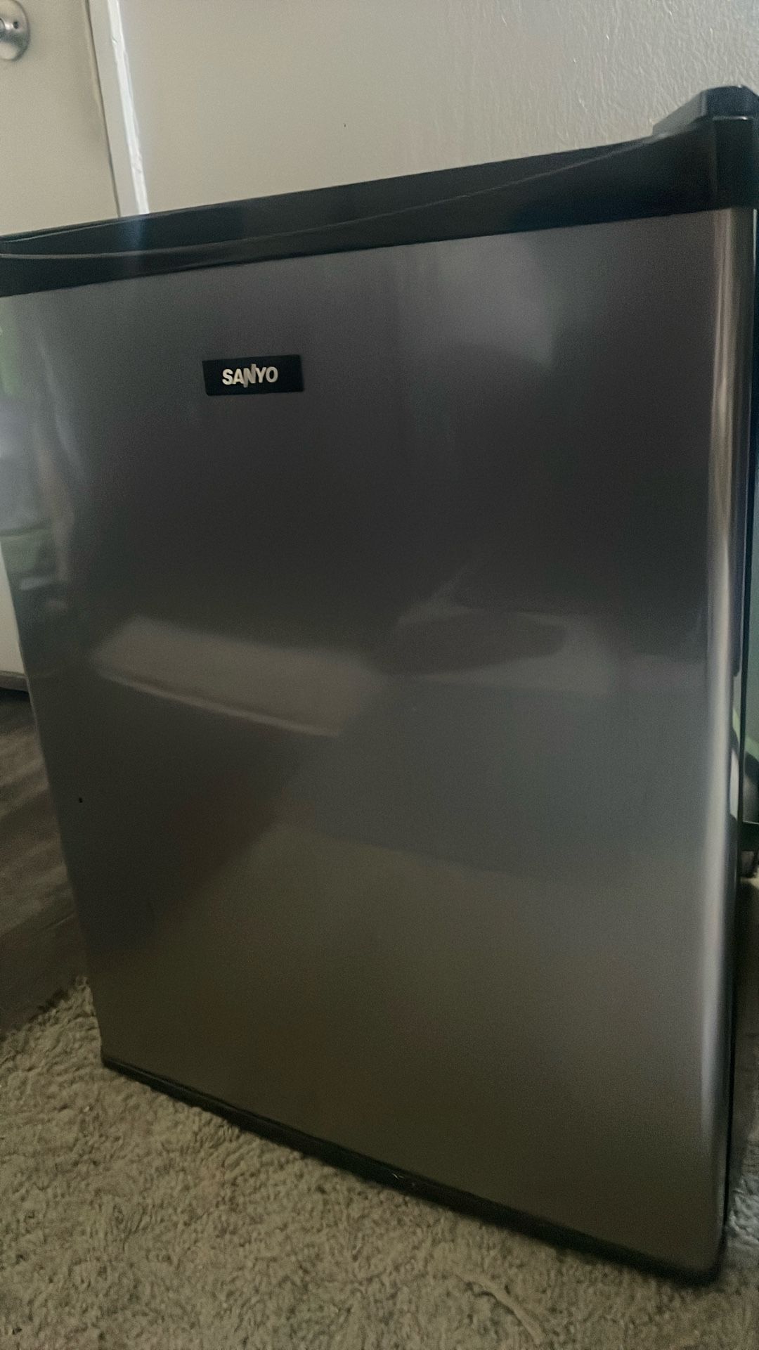 Sanyo 2.5 Ft