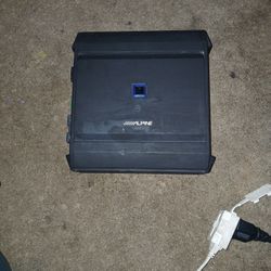 Alpine And Rockford Fosgate Monoblocks