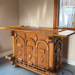 Antique Bar / Console ! Hurry Must Go 