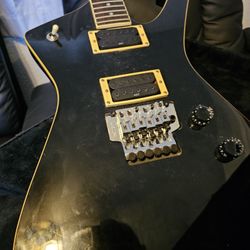 Iceman Paul Stanley From Kiss Signature Guitar