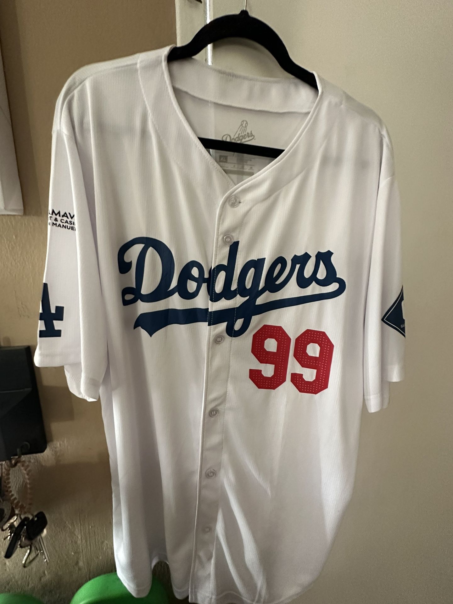 Dodgers Jersey (Joe Kelly. No. 99)