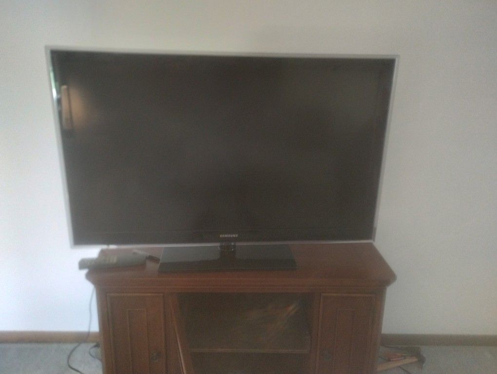 Samsung LCD Series 5 TV