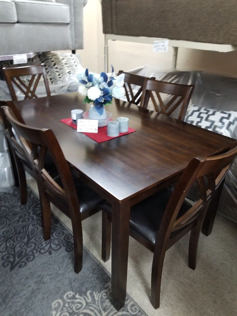 New 7 Pcs Table Dining Set Only $799