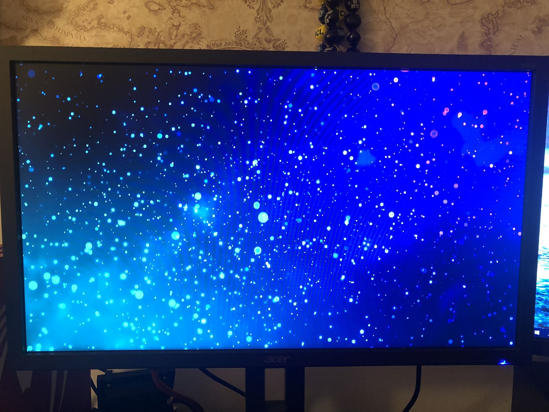 2 Acer Monitors (XFA 240)