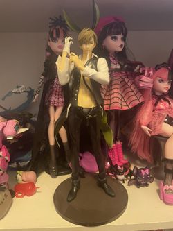 Junta Bunny Figure 