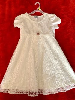 Girls lace elegant dress, size 6/7 