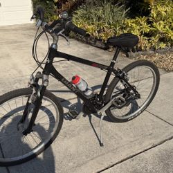 Giant Sedona Bike Bicycle Large Frame 26 Inch 21 Speed Front Suspension Tuned Up