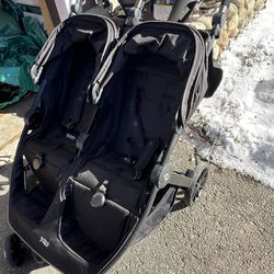 Britax Infant Car Seat & Double Stroller