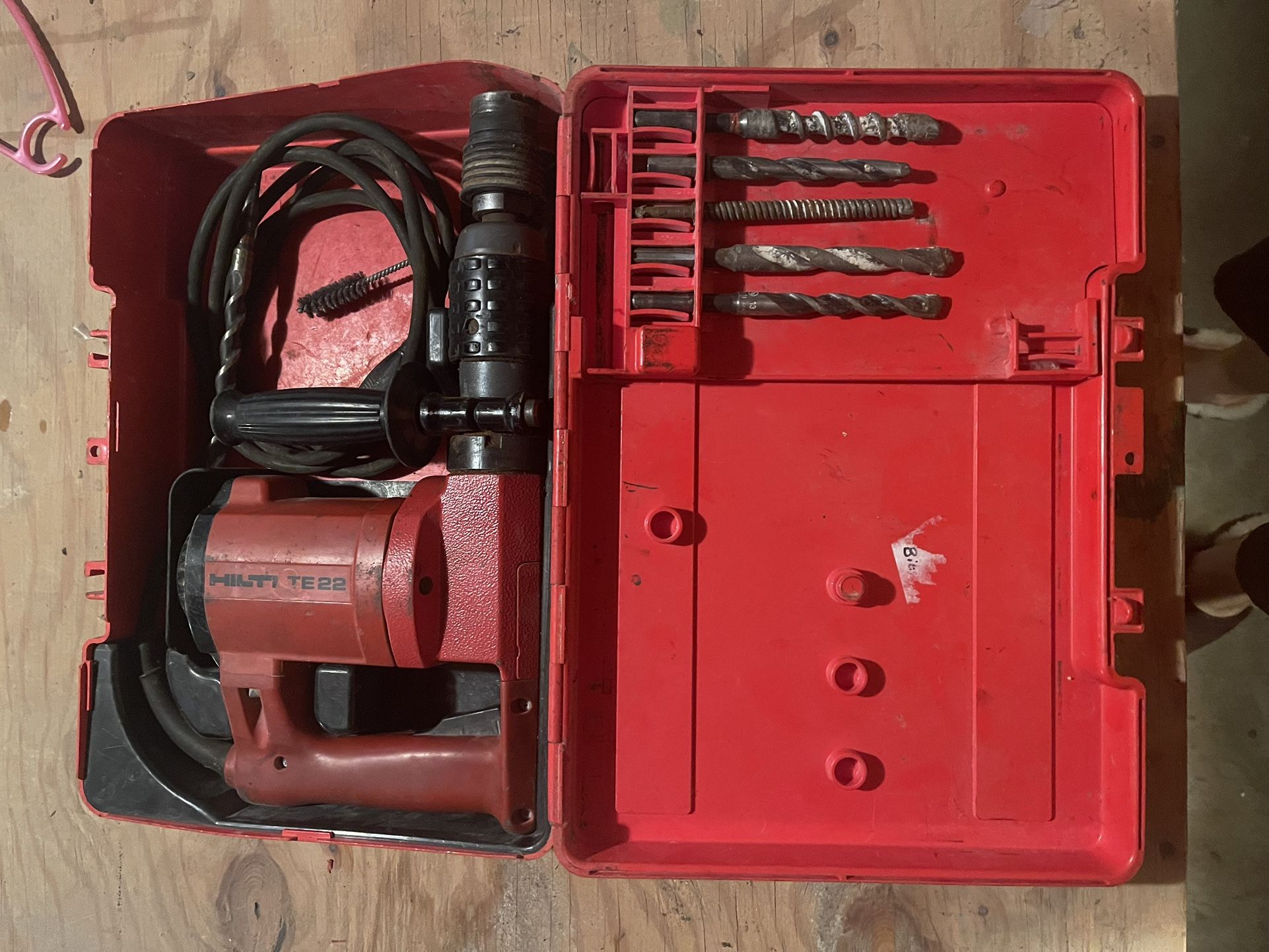 Hilti TE 22 Rotary Hammer Drill