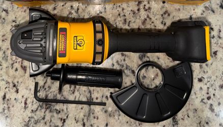 NEW DEWALT Cordless Angle Grinder with Brake. TOOL ONLY