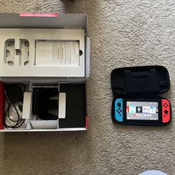 Nintendo Switch w/ 12+ Games and all accessories + original box and packaging