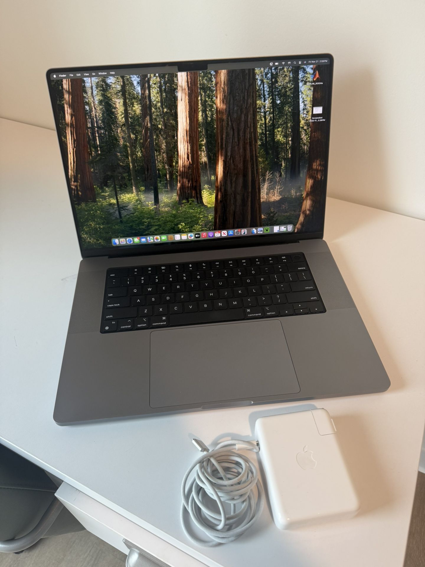 2021 MacBook Pro 16”, M1 Max