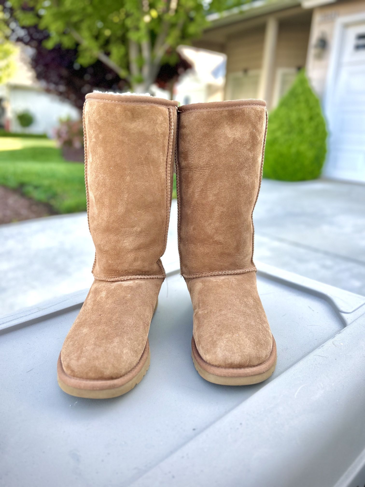 Uggs Of Australia Size 6