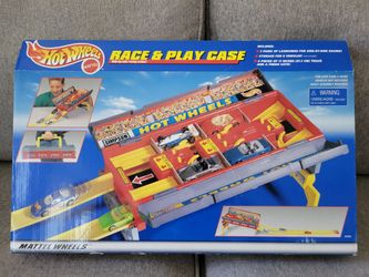 Race & Play Case from 1998