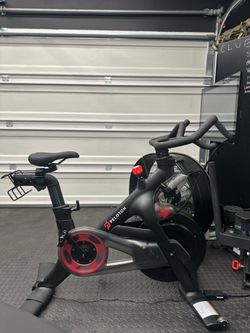 Brand new peleton