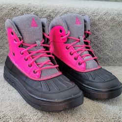 Nike  AcG Woodside Boots Sz 4.5y 
