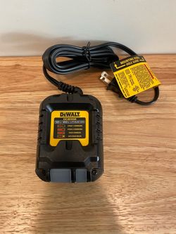 New Dewalt Charger 12V/20V $25 Firm-Firme