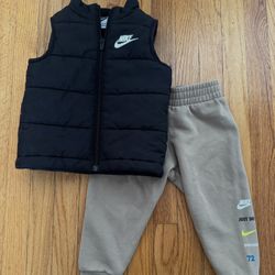 Toddler Nike Vest & sweatpants 