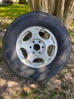 16 inch Chevy stocks without center caps 200 obo
