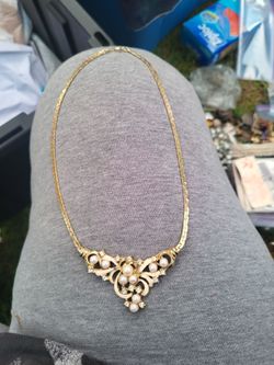 Pearl diamond necklace