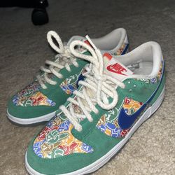 Nike Dunk Low Foam Finger 