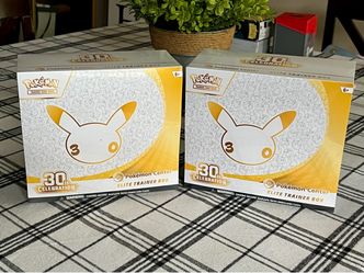 Pokémon TCG 30th Celebration Elite Trainer Box