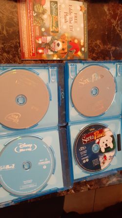 DISNEY Santa paws, and santa paws 2, set of 4 disc blu-ray....