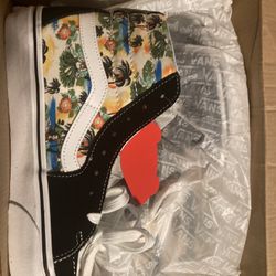 Vans Aloha Size 8.5