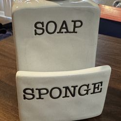 Farmhouse Style Kitchen Soap Dispenser With Sponge Holder