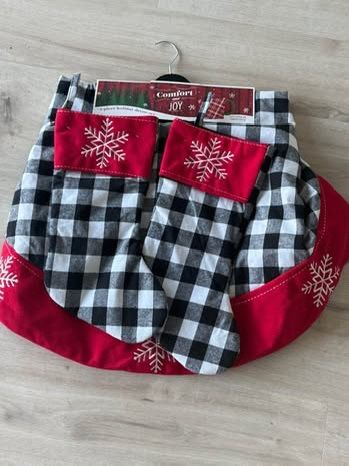 Christmas Tree Skirt And Stockings