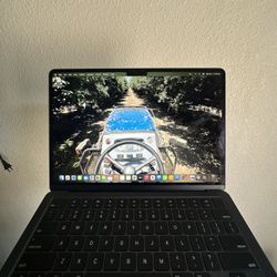 MacBook Air M2