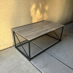 Coffee Table and 2 Side Tables
