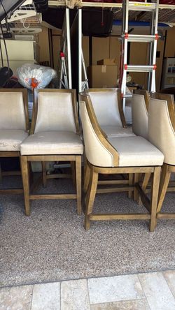 Swivel Counter Stools (6)