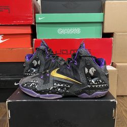 LEBRON XI “BHM” Size 10