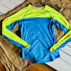 Women’s (M) Nike Miler Long Sleeve Shirt 