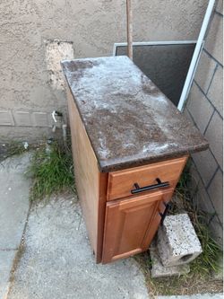 Lower cabinet