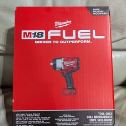 Milwaukee Impact Wrench 1/2 in M18 Fuel Friction Ring