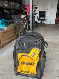 Dewalt pro backpack on wheels