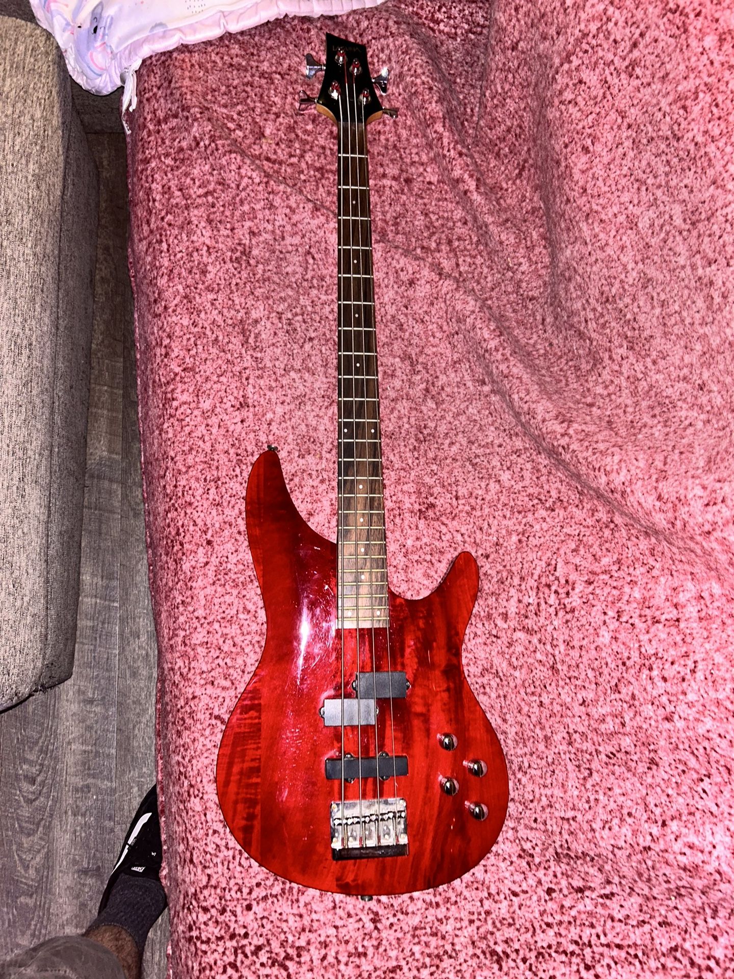 Laguna LB200 Bass Guitar (4 String)