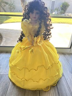 18” Porcelain Kinnex Umbrella Doll